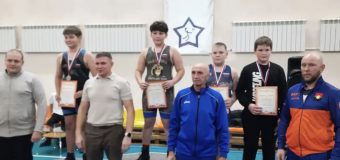 Городские соревнования по спортивной борьбе (дисциплина – вольная борьба) «Золотая  осень» среди юношей 2015-2016 гг.р., посвященные Дню отца